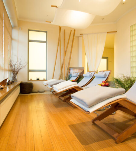 Health and Wellness Retreats for Se...